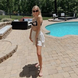 Meet your Posher, Ava